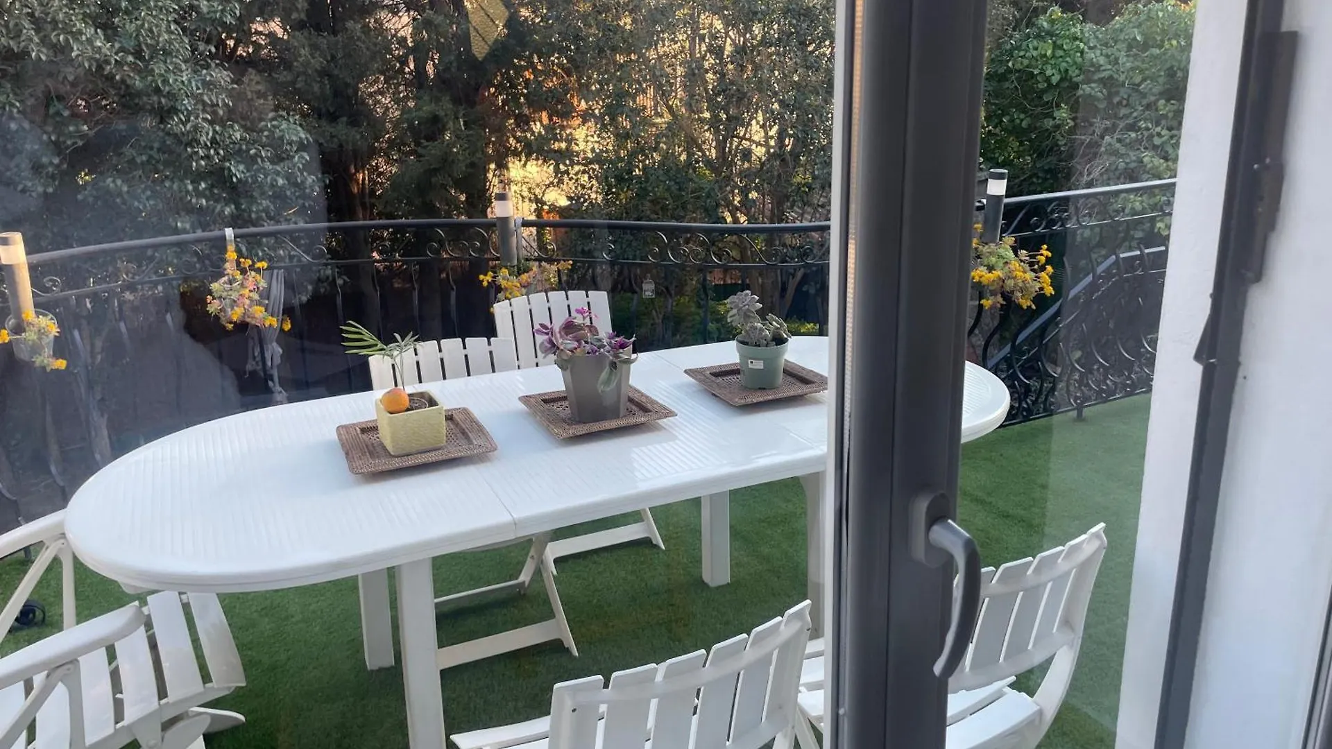 히에레 Standing De 88 M2, Grand Jardin, Wifi, Clim, Netflix, La Suzanna 빌라