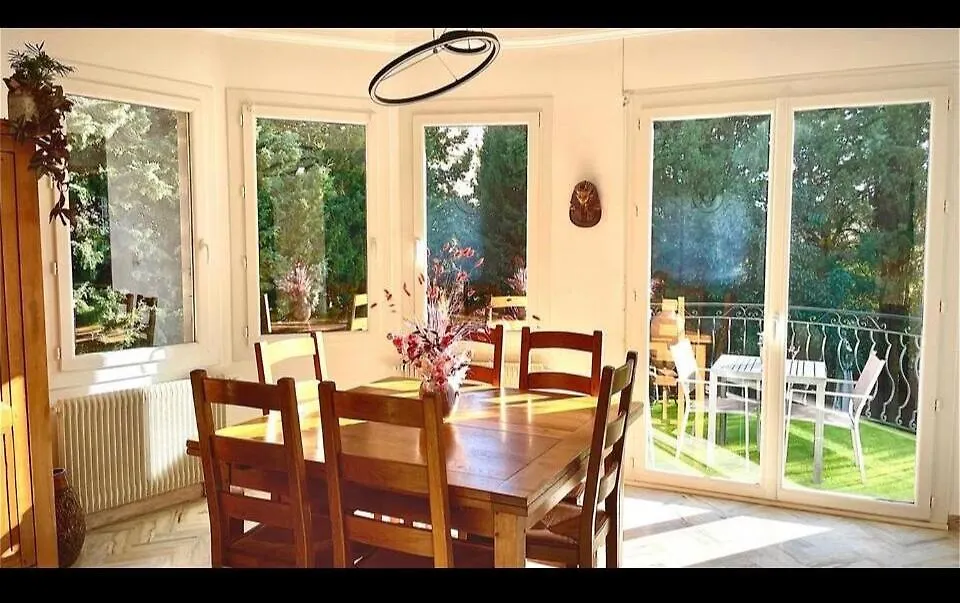 펜션 히에레 Standing De 88 M2, Grand Jardin, Wifi, Clim, Netflix, La Suzanna 빌라